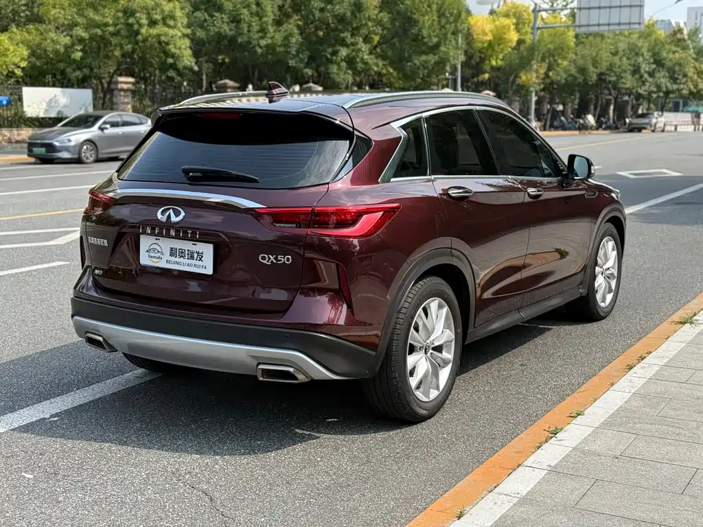 Infiniti QX50 — миниатюра 4