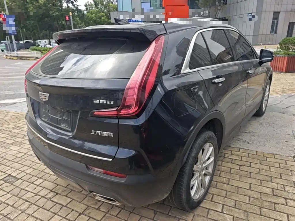 Cadillac XT4 — миниатюра 7