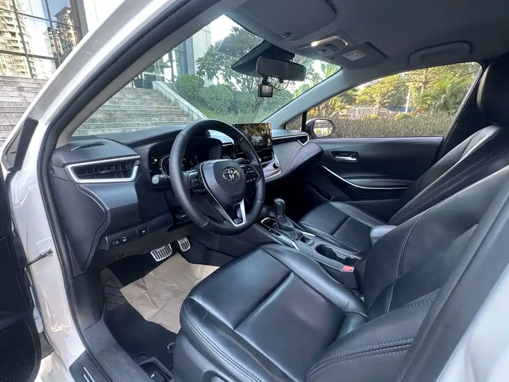 Toyota Corolla — миниатюра 9