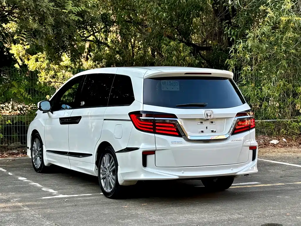 Honda Elysion — миниатюра 22
