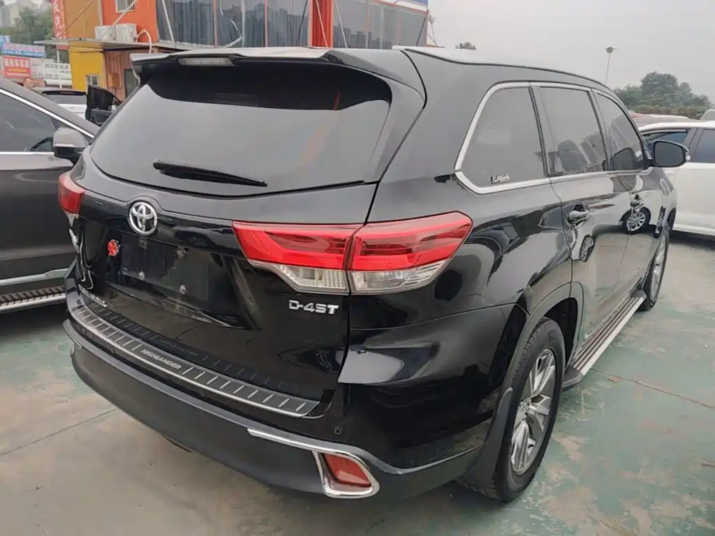 Toyota Highlander — миниатюра 7
