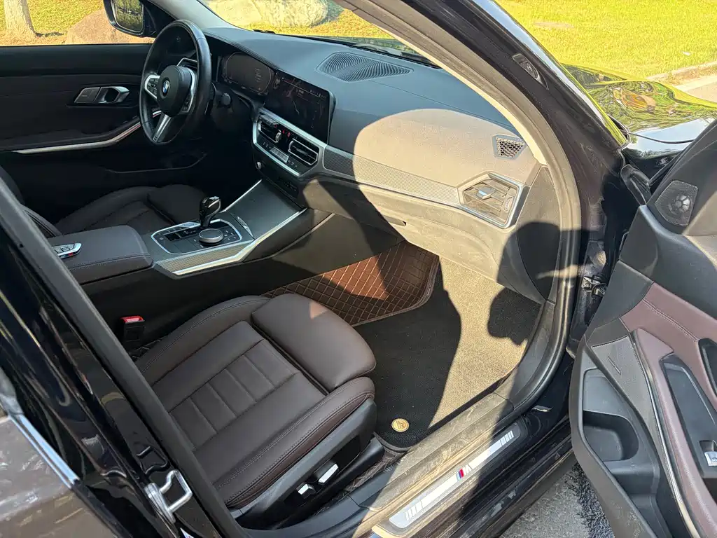 BMW 3 Series — миниатюра 11