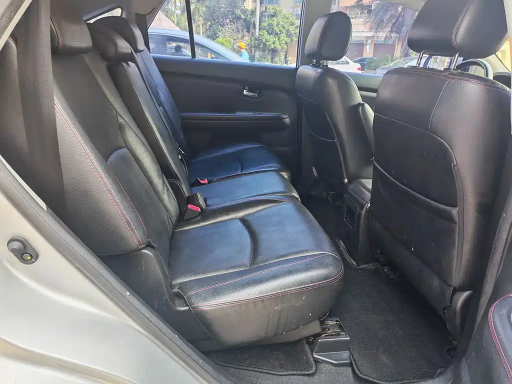 BYD S6 2014 2.0L MT Luxury 7 мест