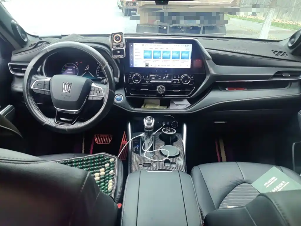 Toyota Crown Kluger — миниатюра 13