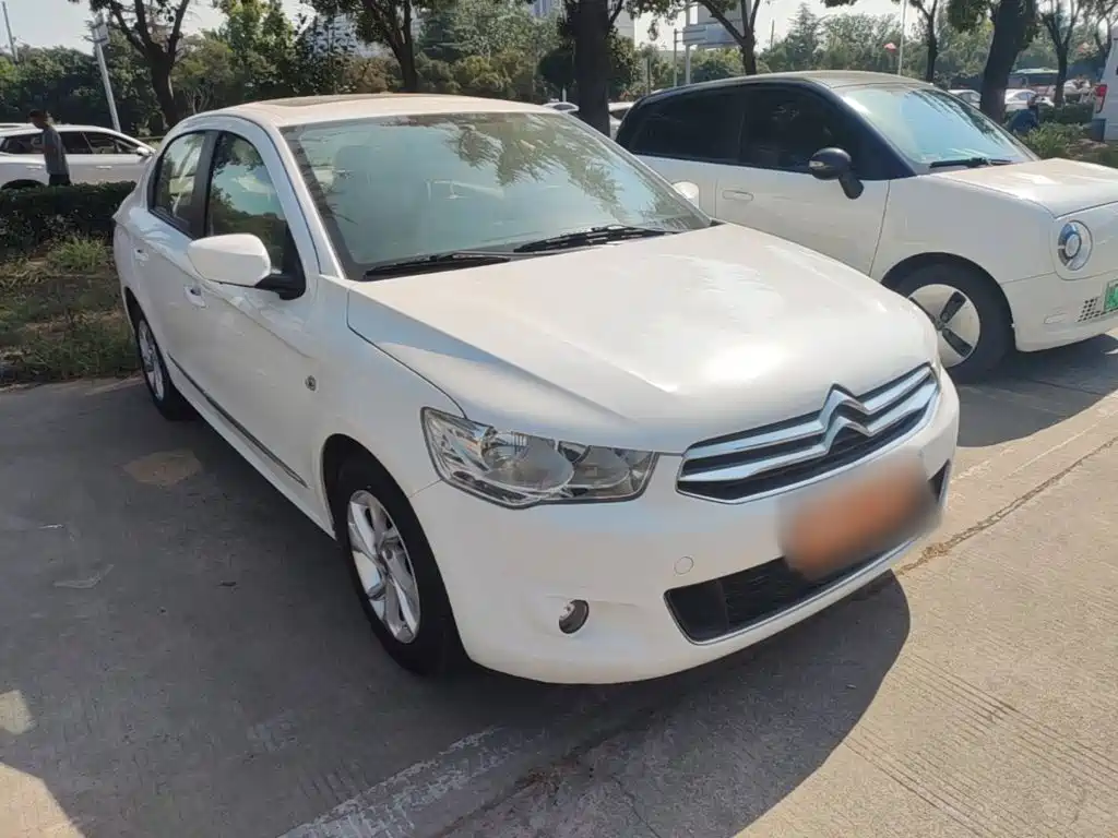 Citroen Elysee — миниатюра 4