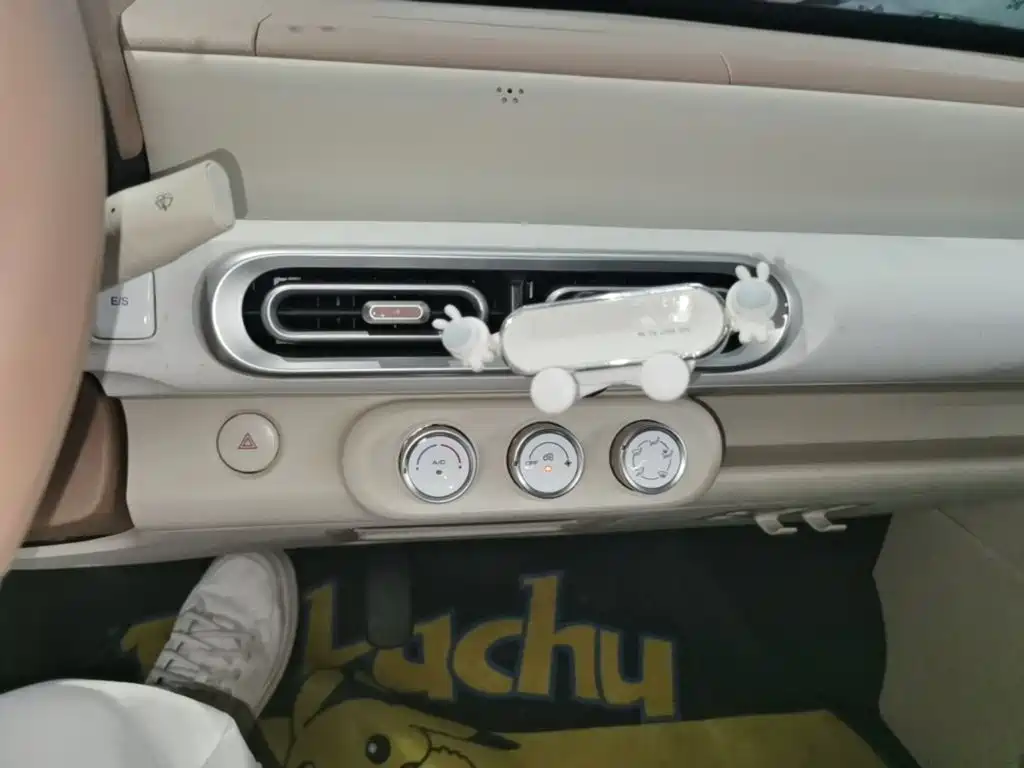 Wuling MINIEV — миниатюра 13