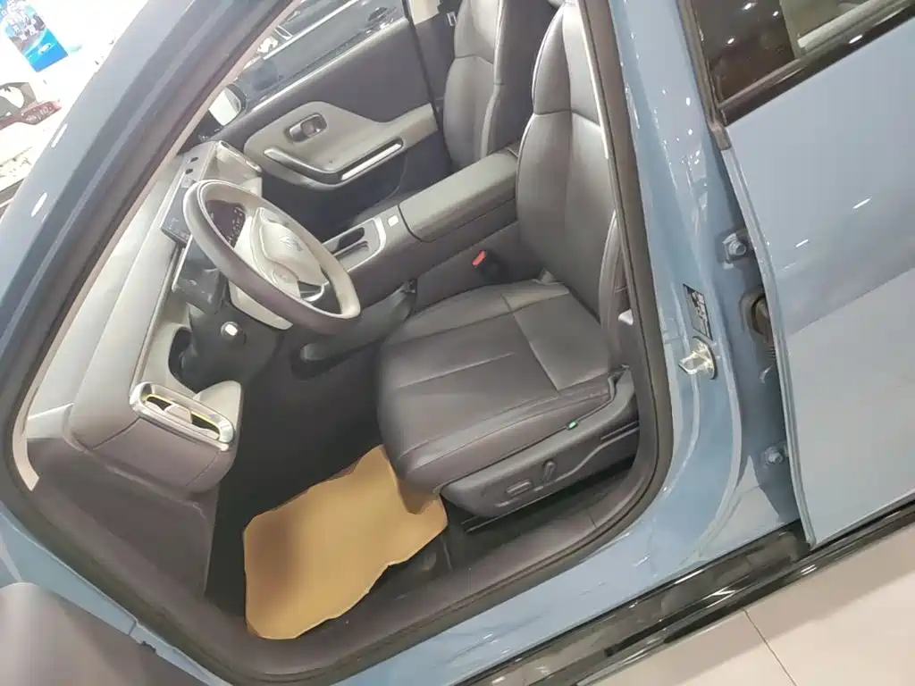 Leapmotor Leapmotor B01 — миниатюра 15