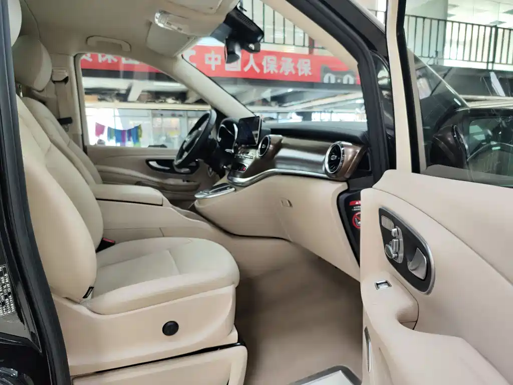 Mercedes-Benz V-Class V 2021 V 260 Luxury