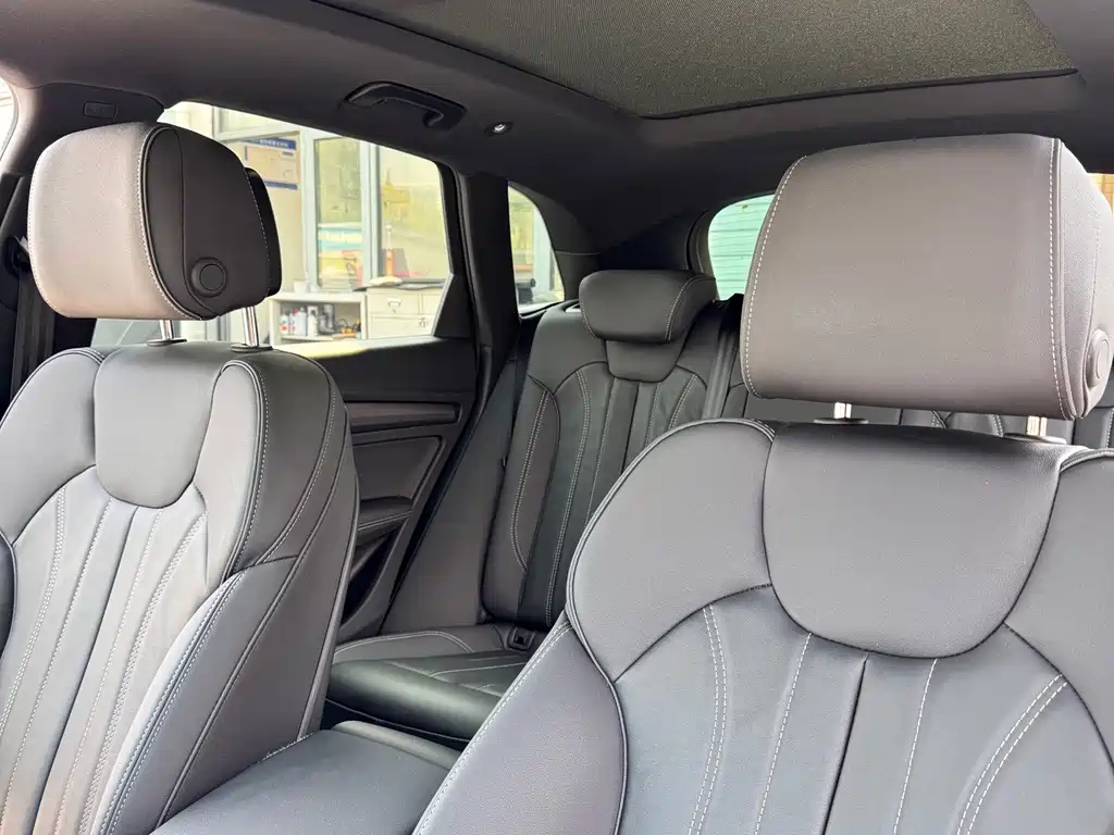 Audi Q5L — миниатюра 8