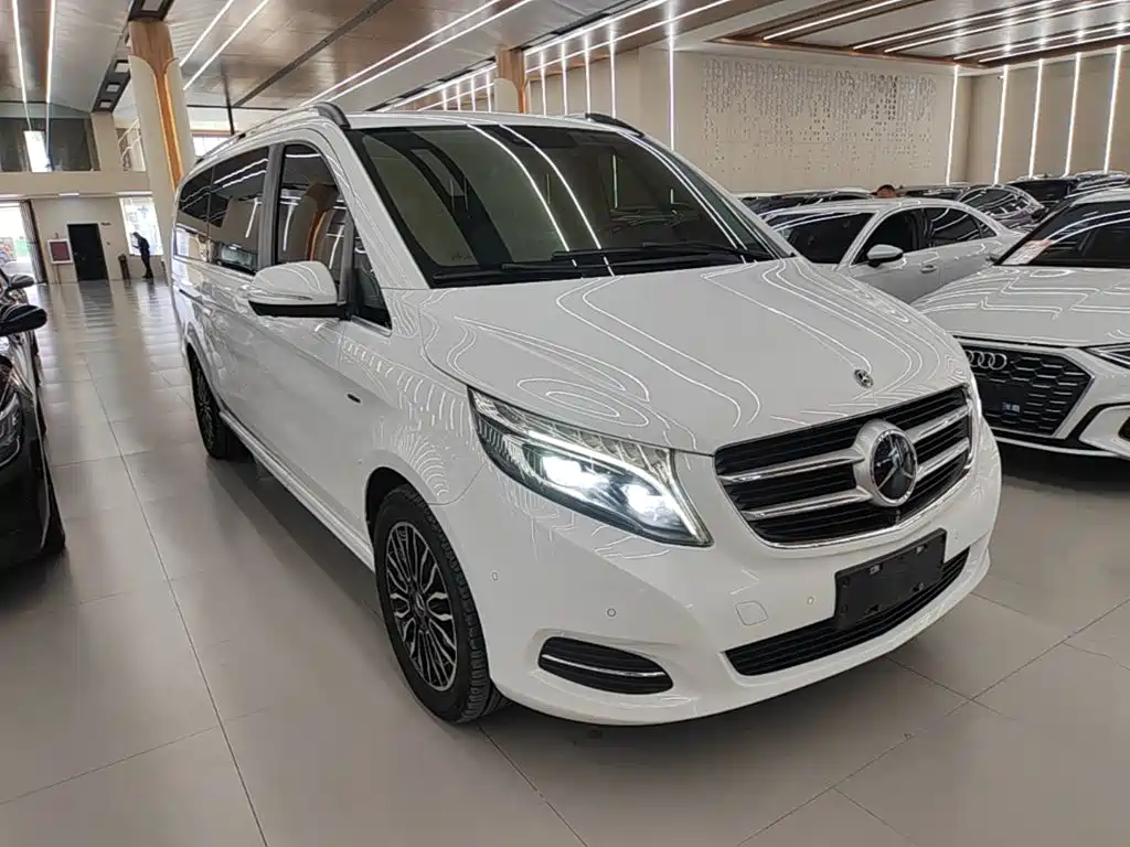 Mercedes-Benz V-Class — миниатюра 4