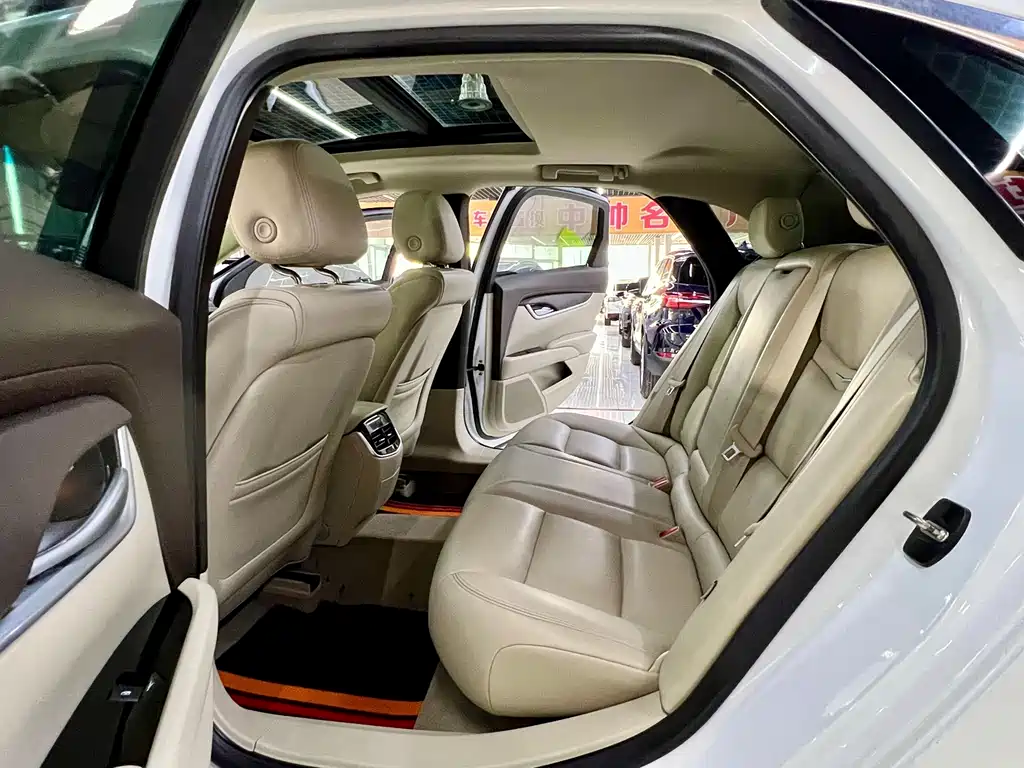 Cadillac XTS — миниатюра 13
