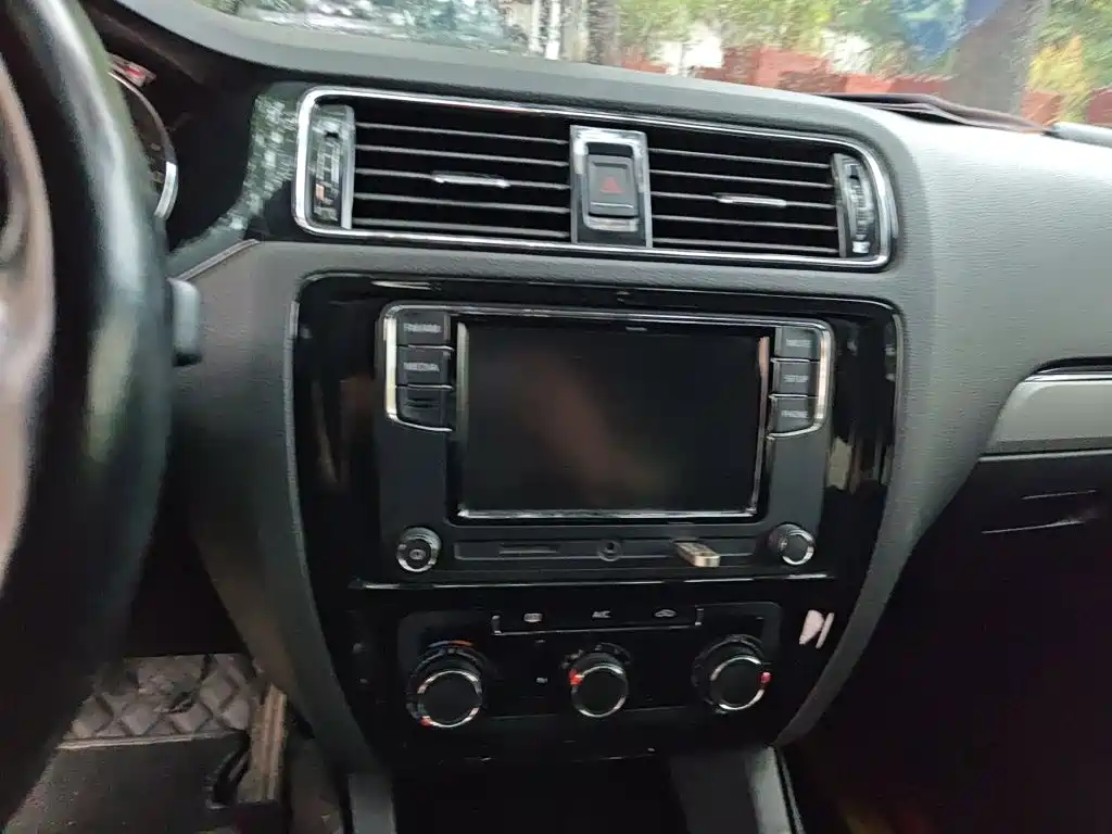 Volkswagen Sagitar — миниатюра 9
