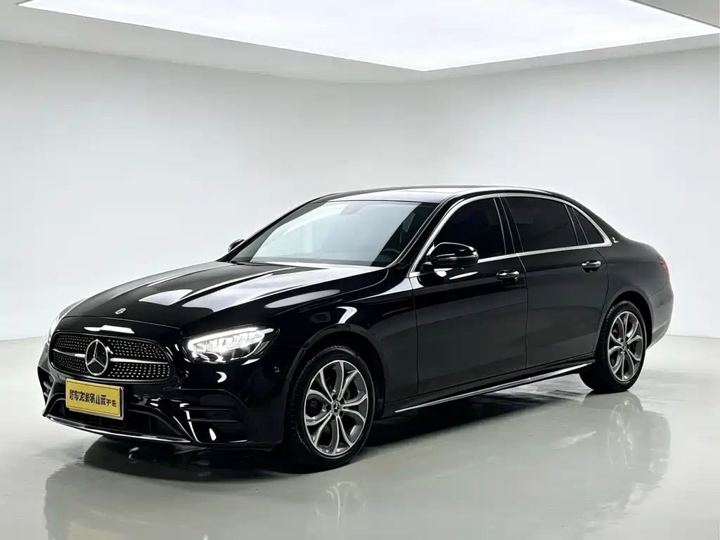 Mercedes-Benz E-Class — миниатюра 3
