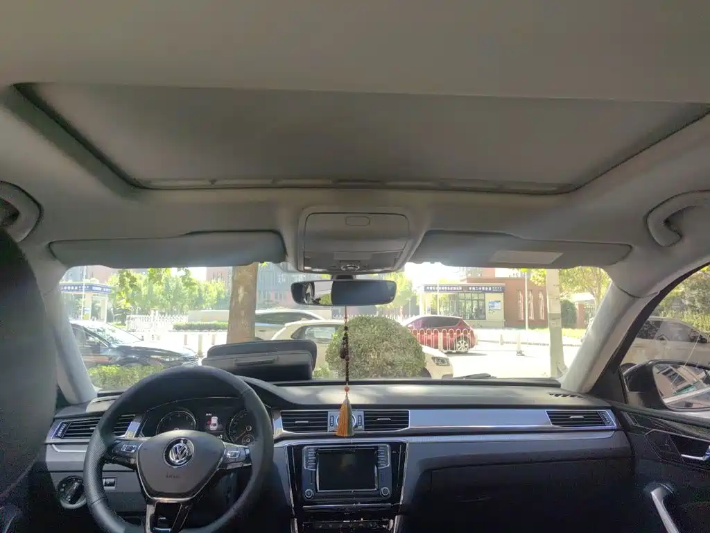Volkswagen Passat — миниатюра 9