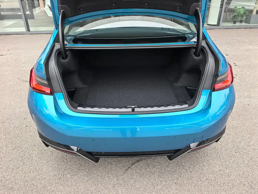 BMW i3 — миниатюра 22