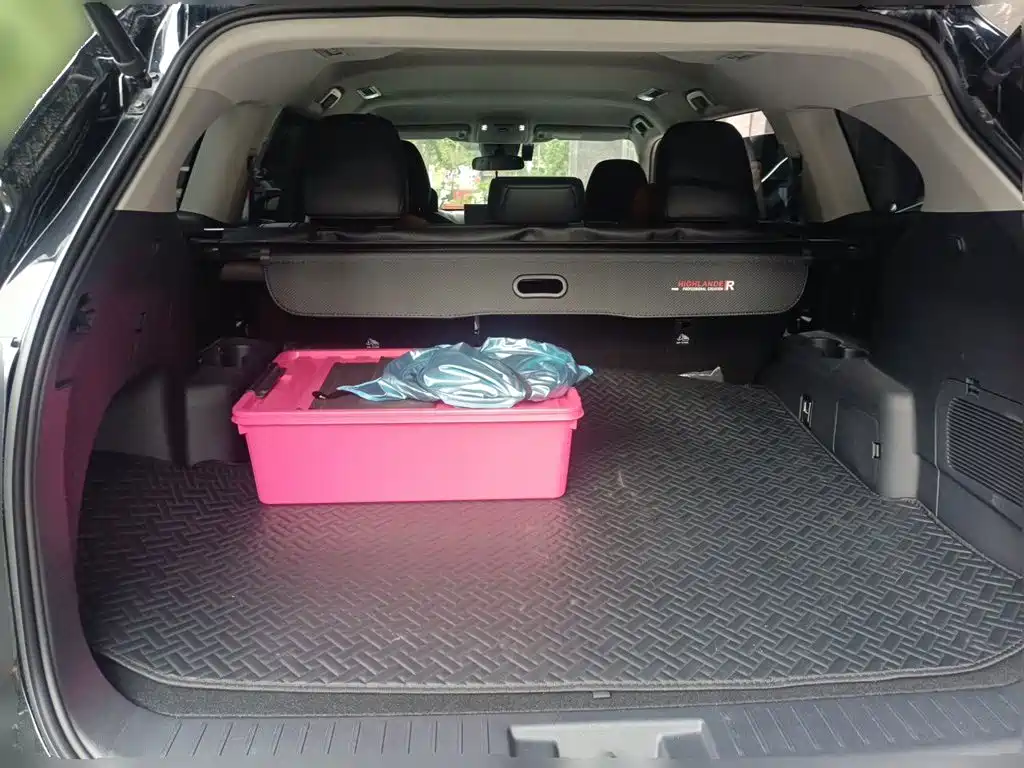 Toyota Highlander — миниатюра 20