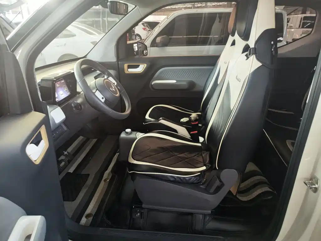 Wuling MINIEV — миниатюра 15