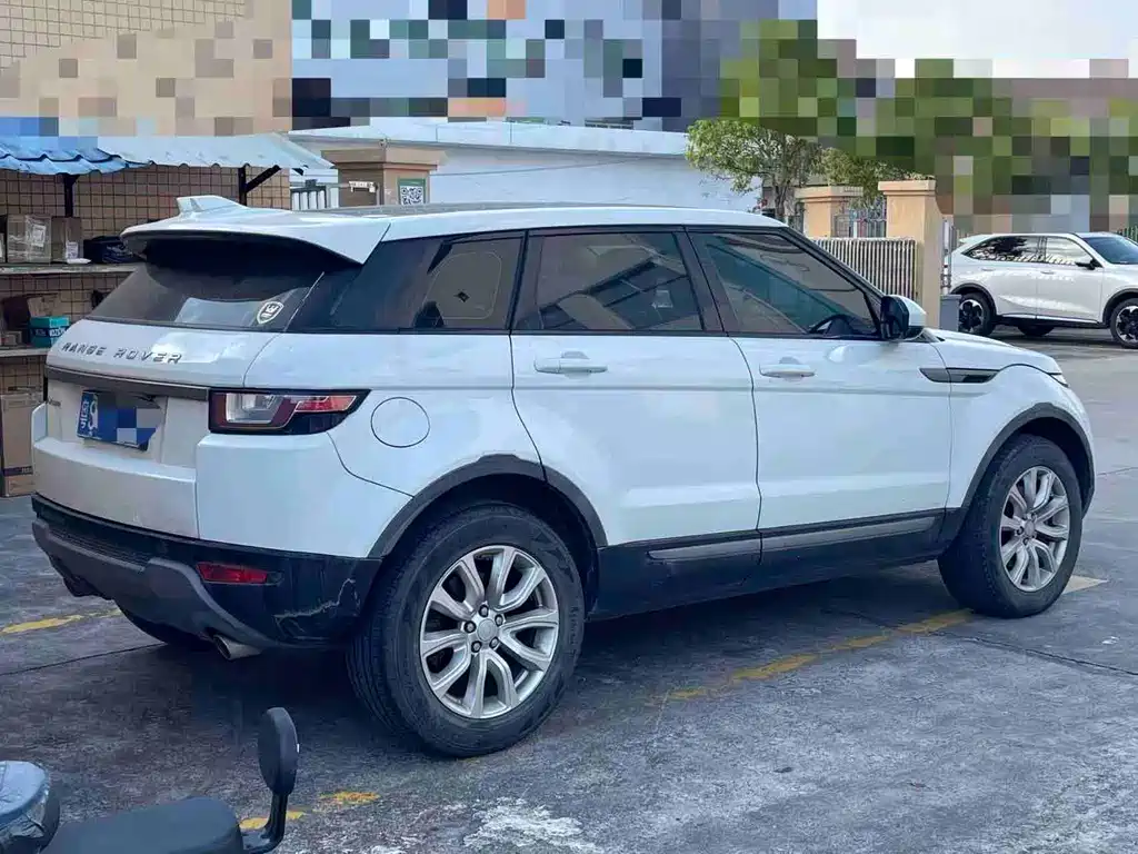 Land Rover Evoque — миниатюра 8