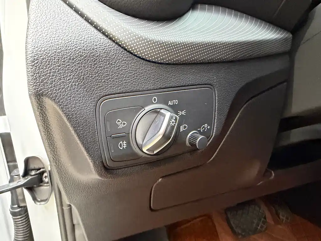Audi Q2L — миниатюра 15