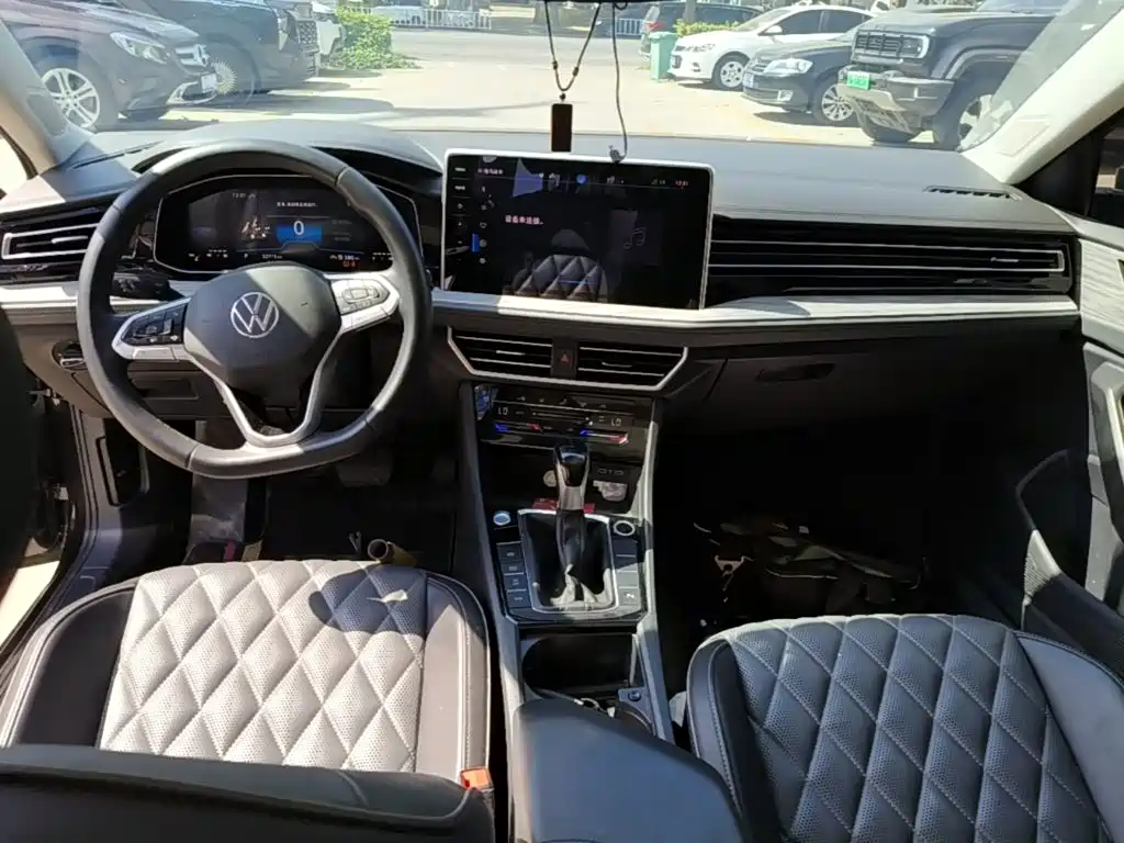 Volkswagen Sagitar — миниатюра 10