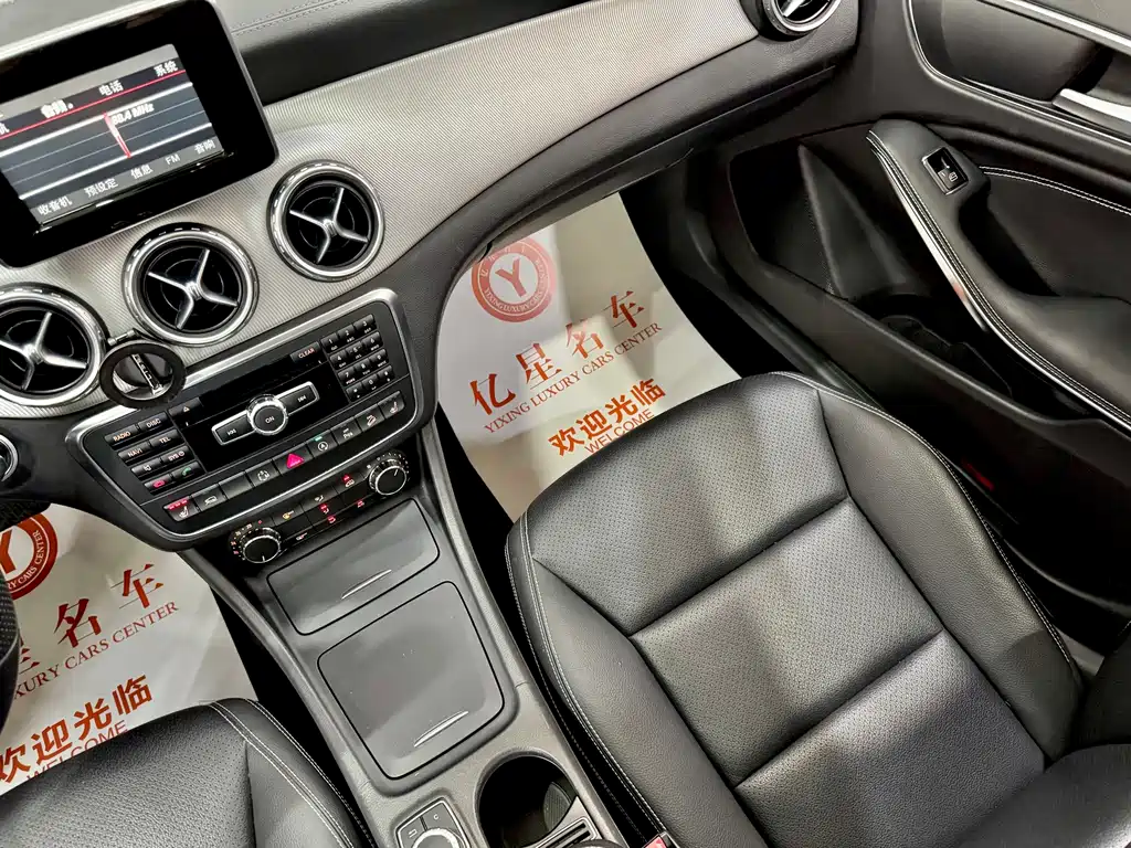 Mercedes-Benz GLA — миниатюра 14