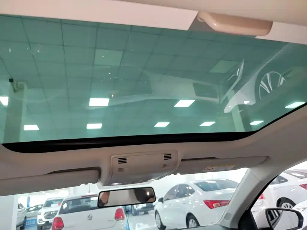 Volkswagen Polo — миниатюра 18