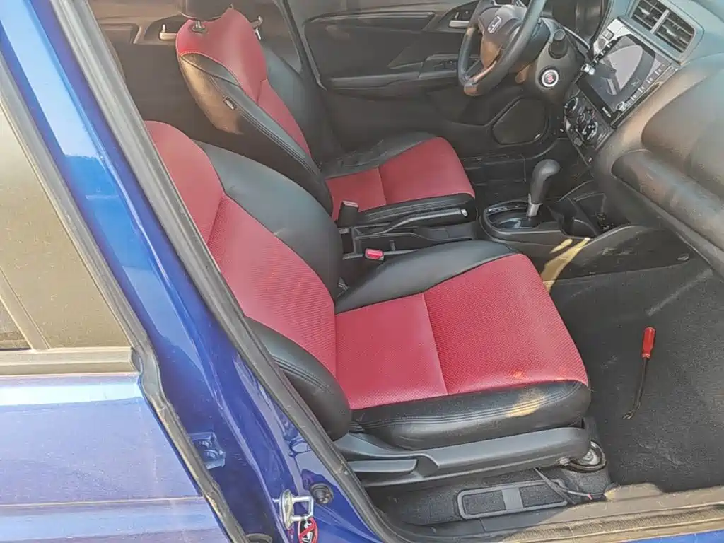 Honda Fit — миниатюра 25