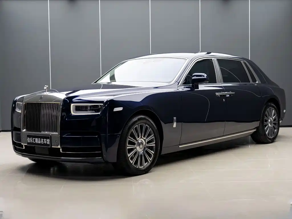 Rolls-Royce Phantom — миниатюра 9