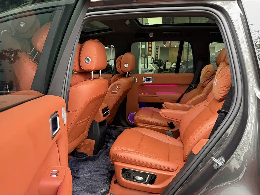 Li Auto Li L8 — миниатюра 11