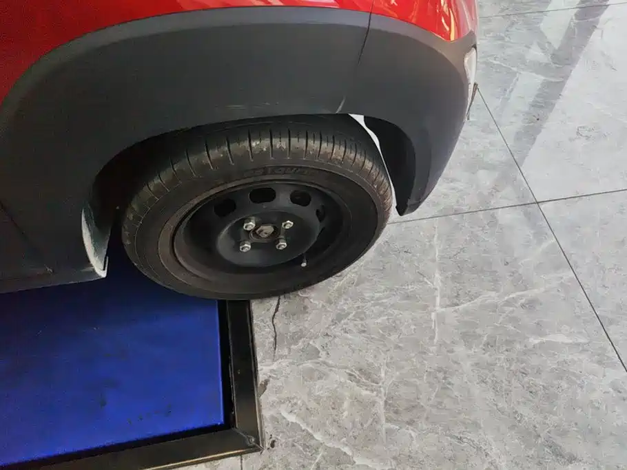 Baojun E100 — миниатюра 6