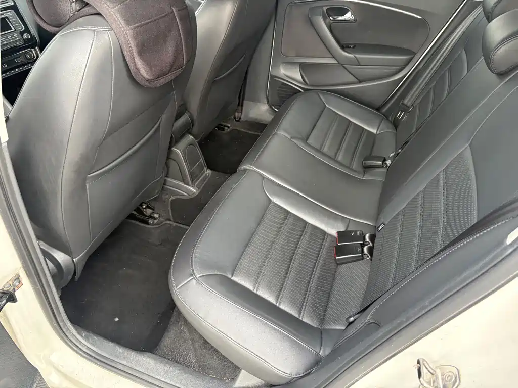 Volkswagen Polo — миниатюра 5