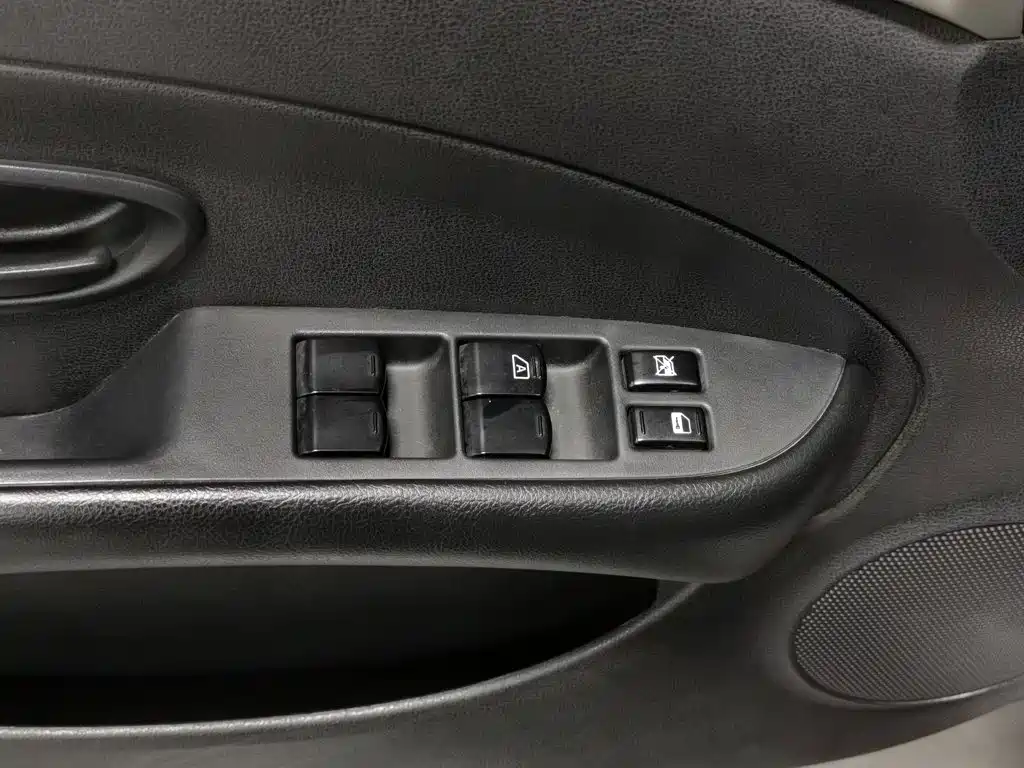 Nissan Sylphy — миниатюра 9