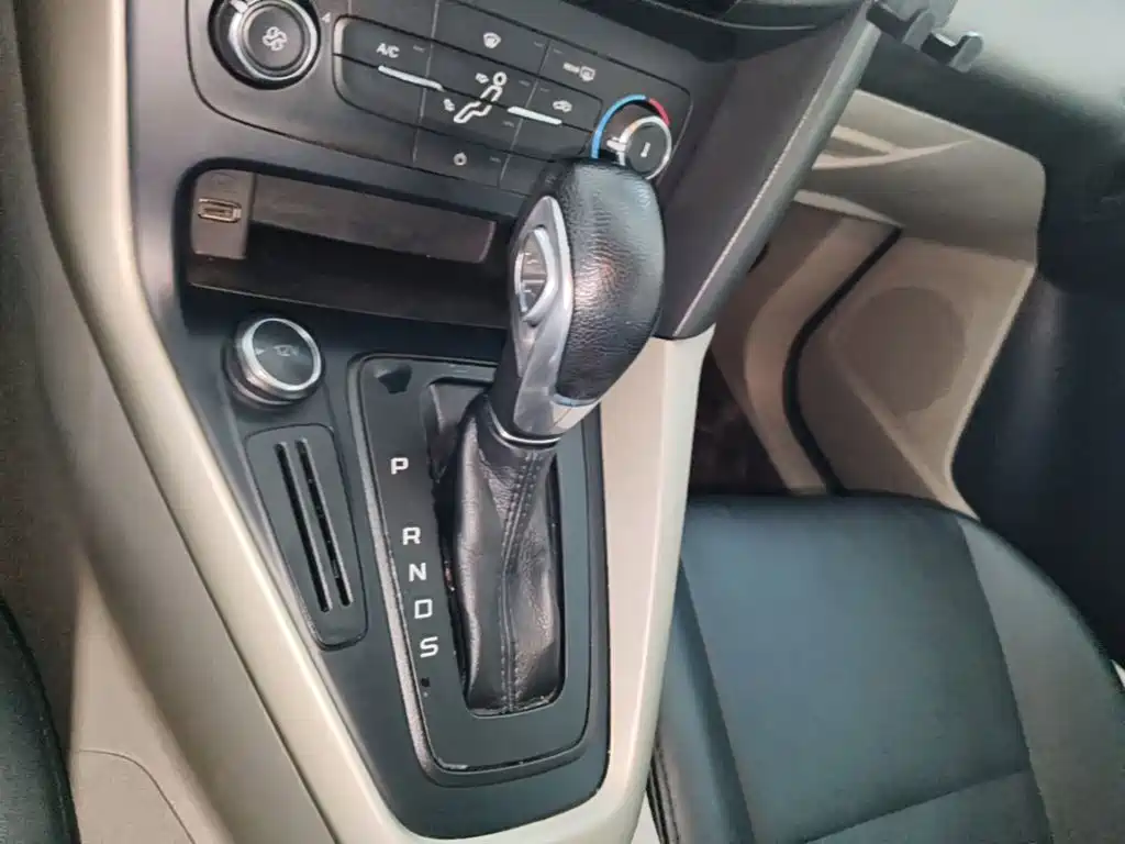Ford Focus — миниатюра 14