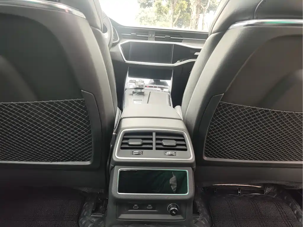 Audi A6L 2024 45 TFSI quattro
