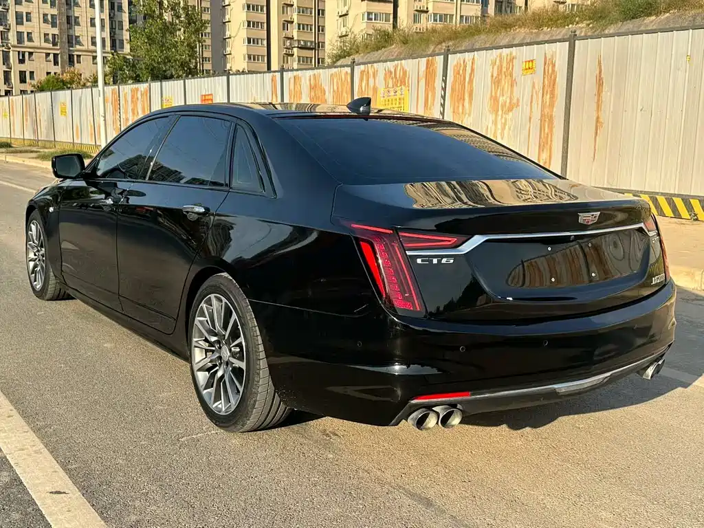 Cadillac CT6 — миниатюра 9