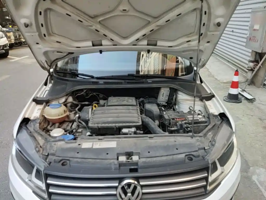 Volkswagen Santana — миниатюра 20