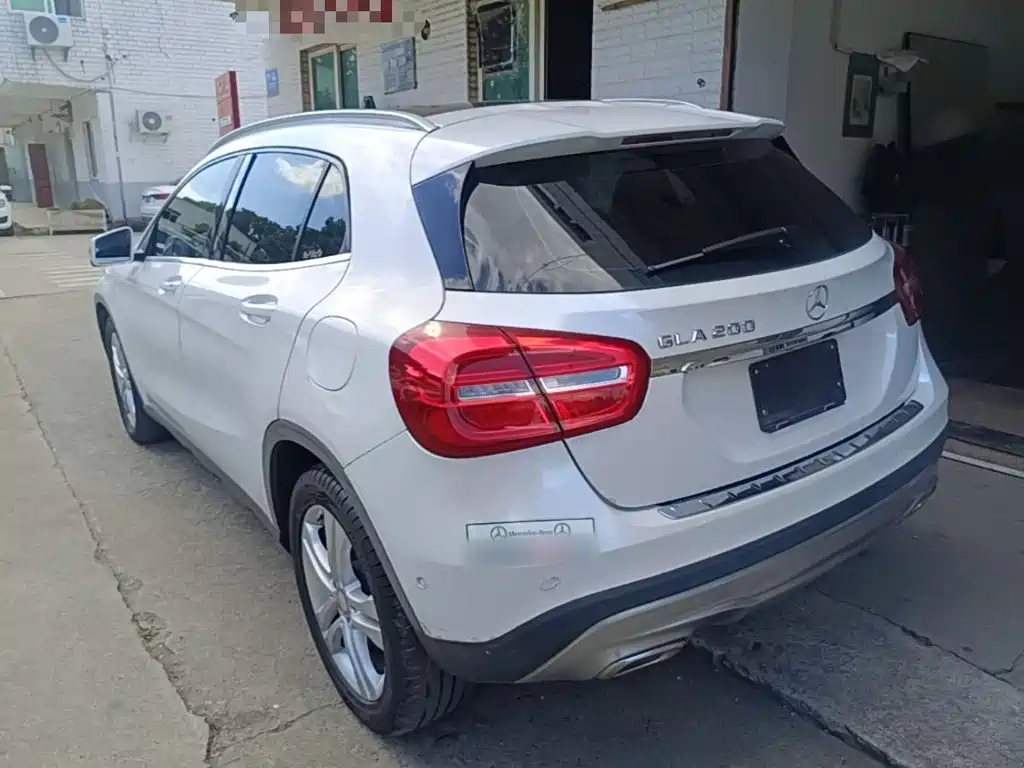 Mercedes-Benz GLA (Import) — миниатюра 5
