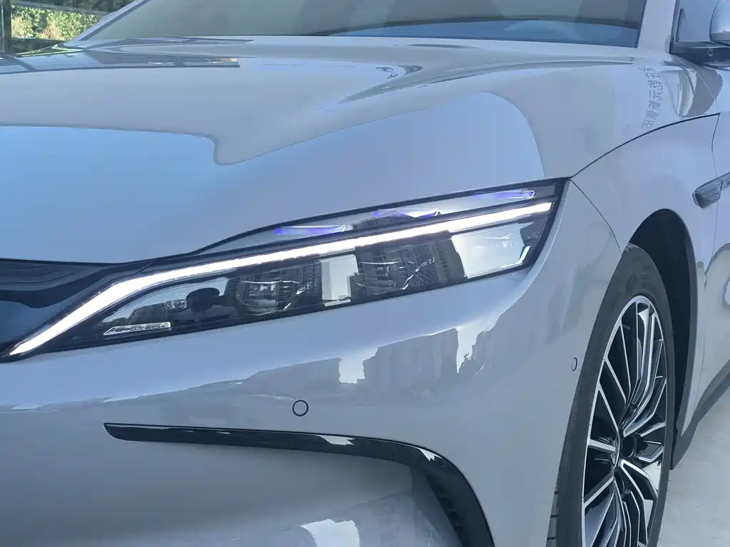 BYD Han 2025 DM-i 125KM Smart Drive