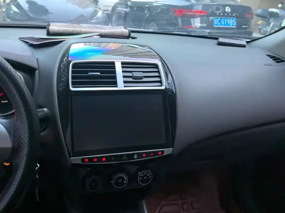 Mitsubishi ASX — миниатюра 13