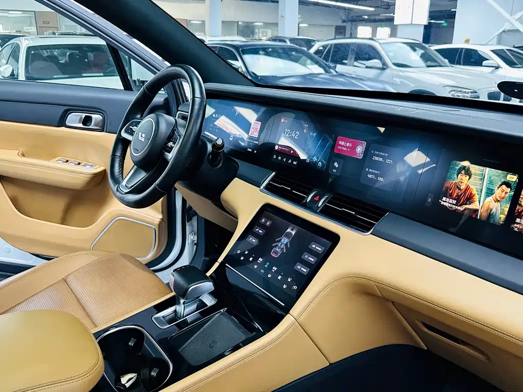 Li Auto Li ONE — миниатюра 7