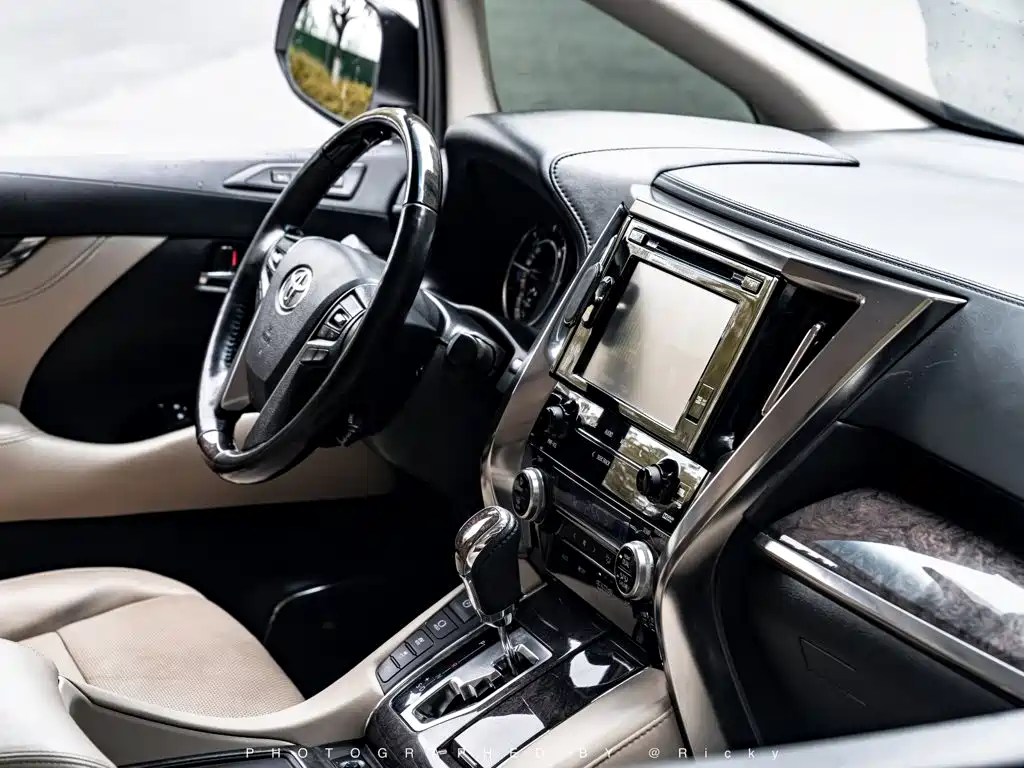Toyota Alphard — фотографии объявления, Фото 8