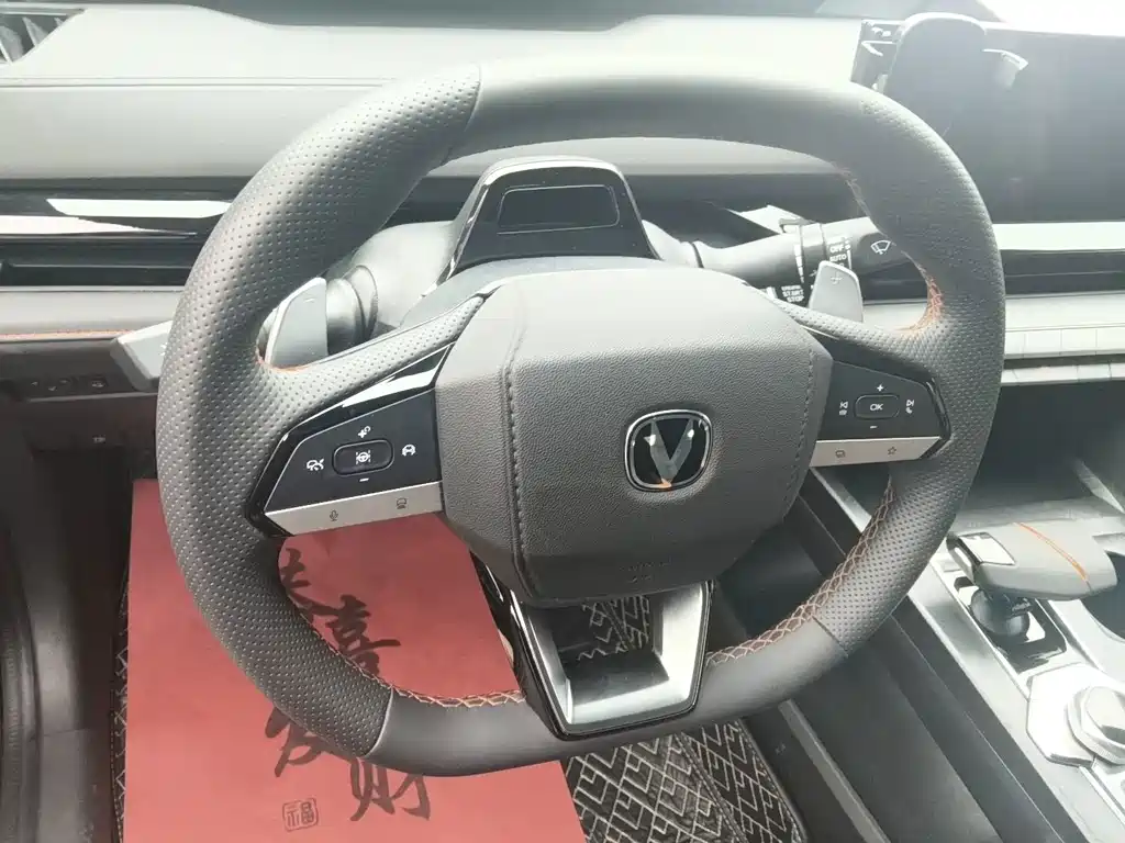 Changan UNI-V — миниатюра 4