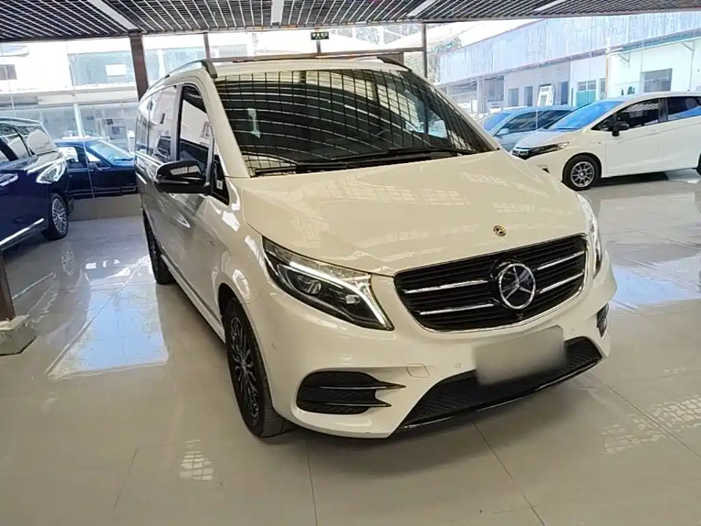 Mercedes-Benz V-Class — миниатюра 4