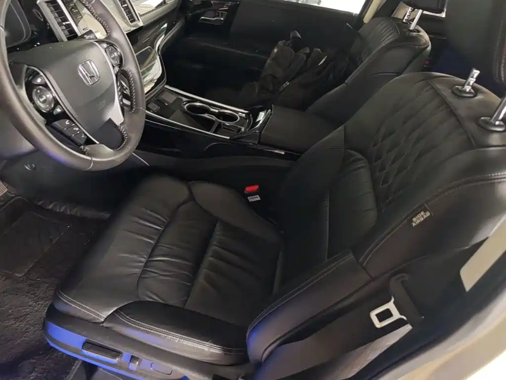 Honda Elysion — миниатюра 15