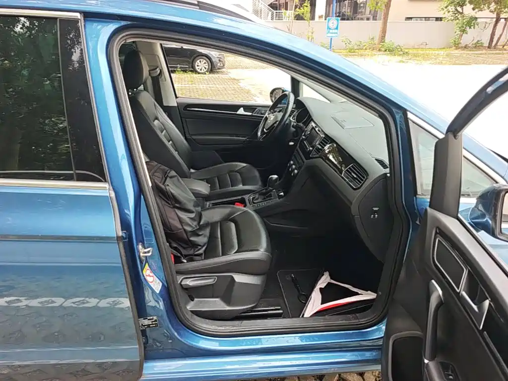 Volkswagen Golf (Import) — миниатюра 9