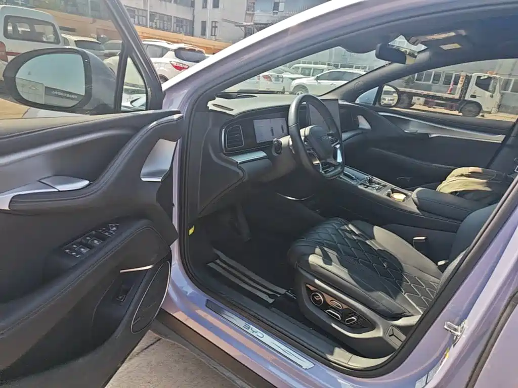 BYD Sealion 07 EV — миниатюра 16