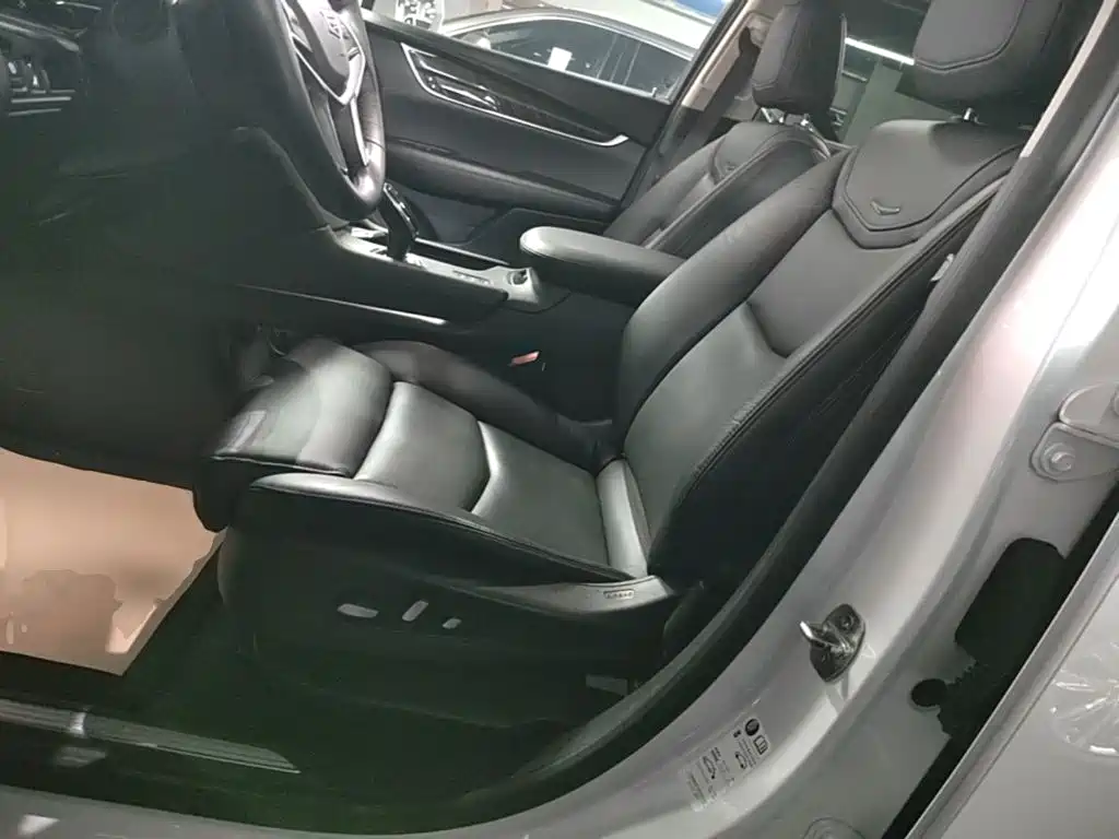 Cadillac XT5 — миниатюра 15