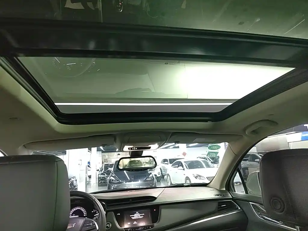 Cadillac XT5 — миниатюра 18