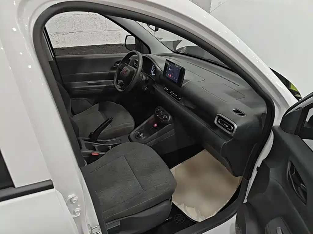 Wuling Hongguang EV — миниатюра 25