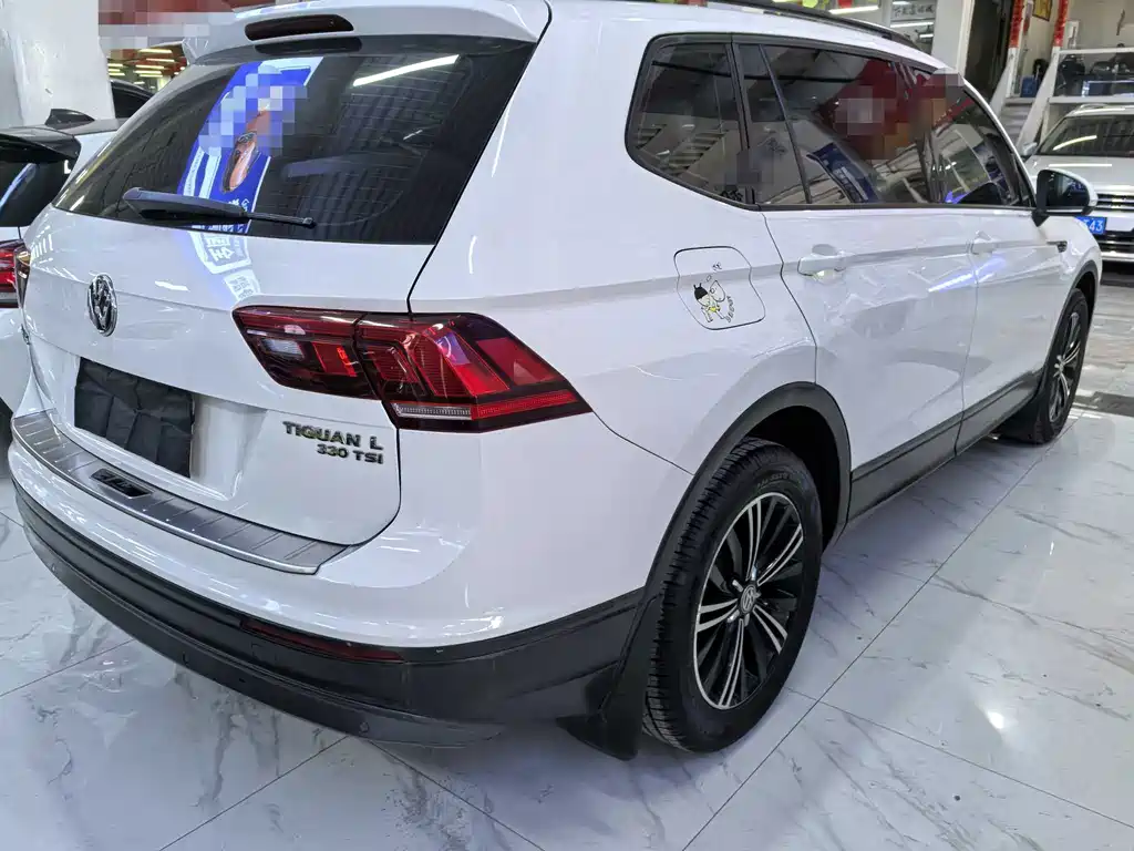 Volkswagen Tiguan L — миниатюра 6